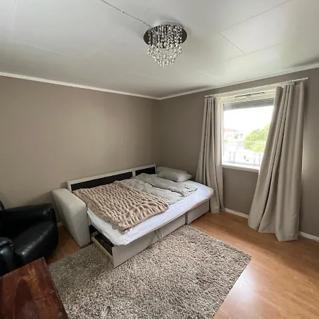 Apartamento Sentralt I Gratis Parkering