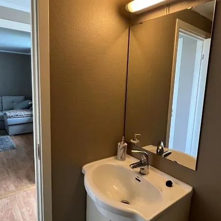 Διαμέρισμα Sentralt I Fredrikstad, Gratis Parkering Og Varmepumpe Med Ac Φρέντρικσταντ