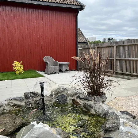 Sentralt I Fredrikstad, Gratis Parkering Og Varmepumpe Med Ac Appartamento