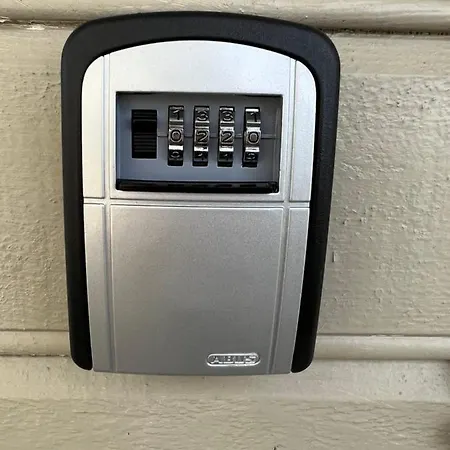 Sentralt I Fredrikstad, Gratis Parkering Og Varmepumpe Med Ac Appartamento