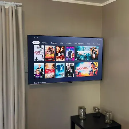 Sentralt I Fredrikstad, Gratis Parkering Og Varmepumpe Med Ac شقة