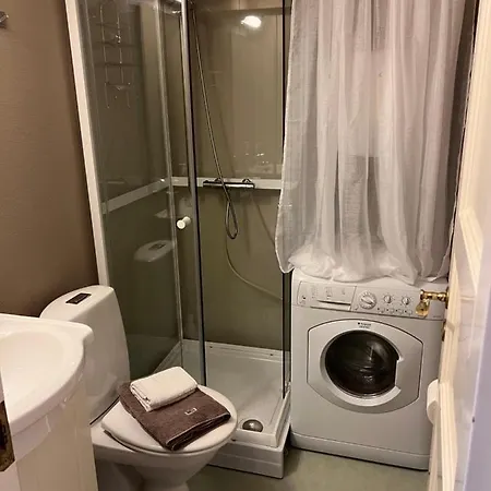Sentralt I Gratis Parkering Apartamento