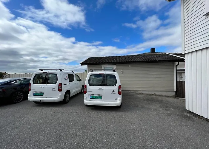 Appartamento Sentralt I Fredrikstad, Gratis Parkering Og Varmepumpe Med Ac *