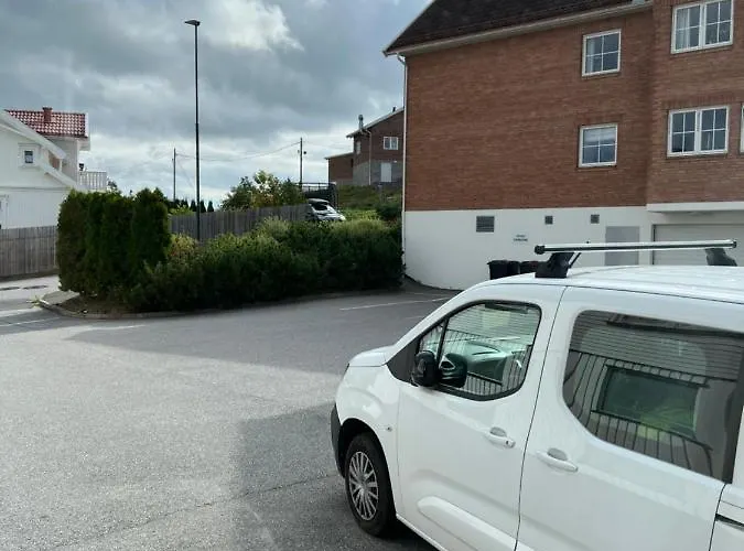 Sentralt I Fredrikstad, Gratis Parkering Og Varmepumpe Med Ac Appartamento